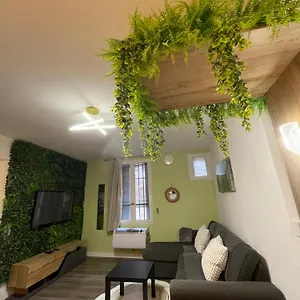 magnifique-appartement-intra-muros.fr-provencehotel.com/
